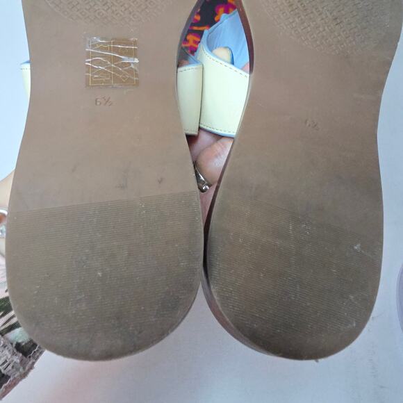 Tory Burch Jamie 6.5 Full Logo Thong Flip-flops Used few Times in Box. Classy - Picture 4 of 15